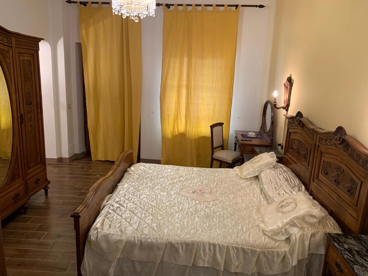 Bouganville Viverone Cameră foto